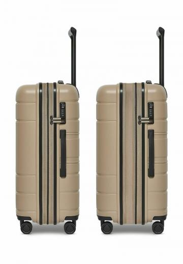 Чемодан на колесах