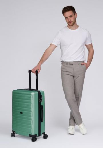 Чемодан на колесах