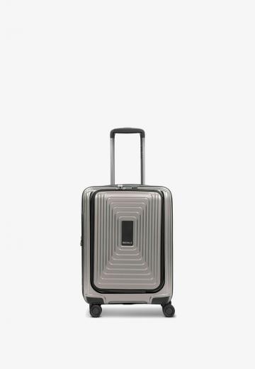 Чемодан на колесах