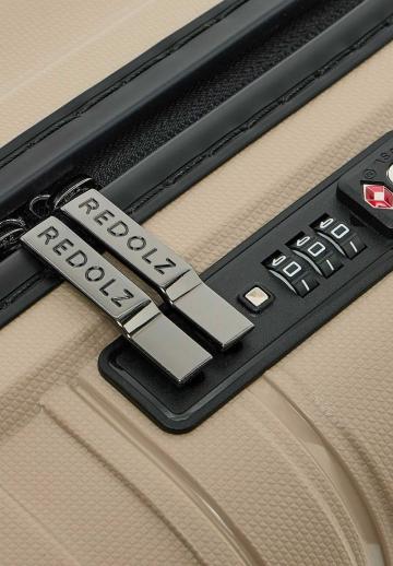 Чемодан на колесах