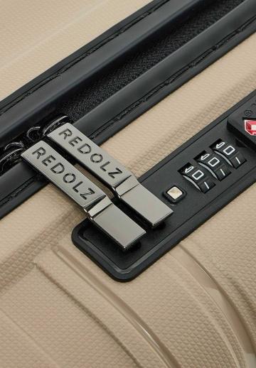 Набор чемоданов