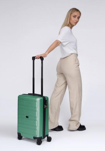 Чемодан на колесах