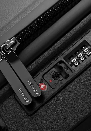 Чемодан на колесах