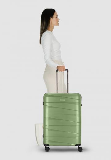 Чемодан на колесах