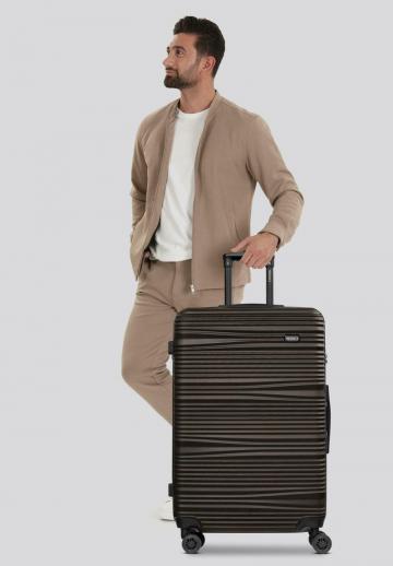 Чемодан на колесах