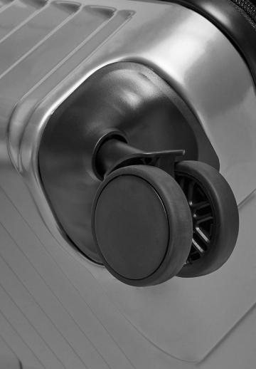 Чемодан на колесах