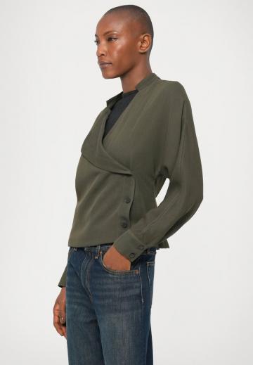 Джинсы бойфренда