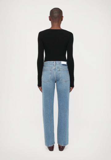 Джинсы бойфренда