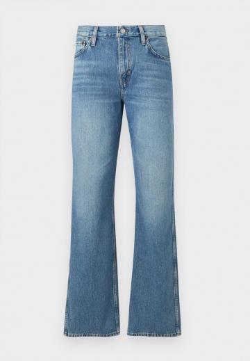 Джинсы бойфренда