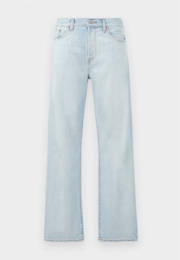 Джинсы бойфренда