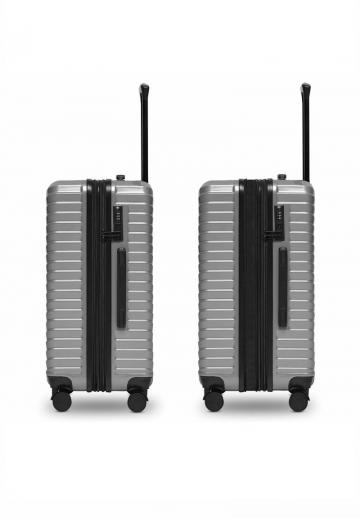 Чемодан на колесах