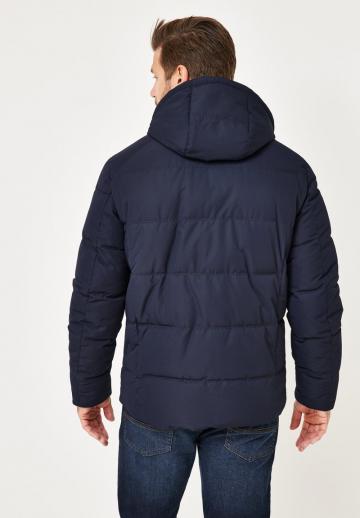 Зимняя куртка