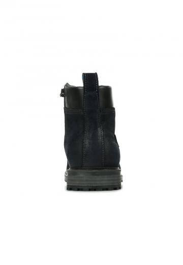 Ботинки на шнуровке