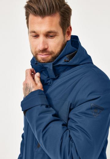 Зимняя куртка