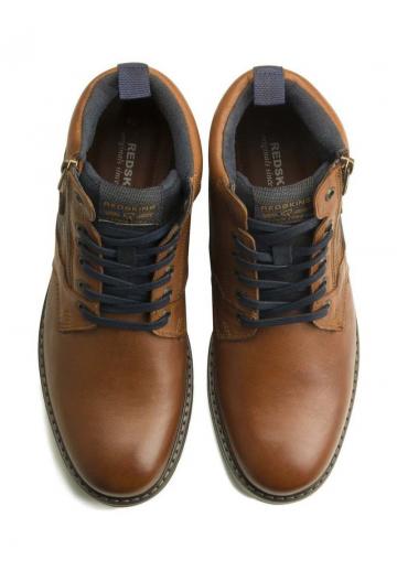 Ботинки на шнуровке