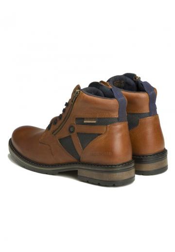 Ботинки на шнуровке