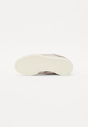 Гандбольные кроссовки