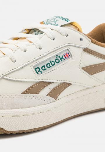 Гандбольные кроссовки