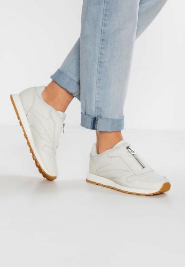 Гандбольные кроссовки