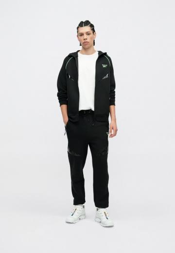 Спортивные штаны