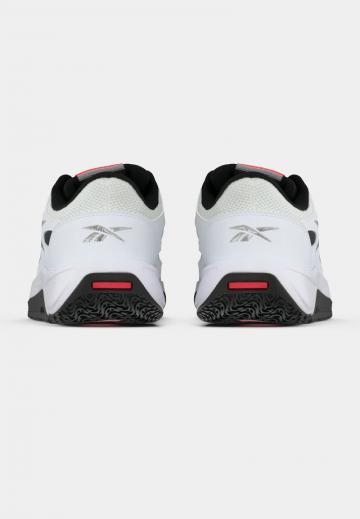 Баскетбольные кроссовки