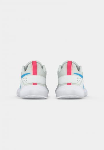 Тренировочные кроссовки