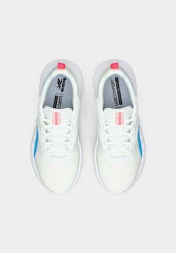 Тренировочные кроссовки