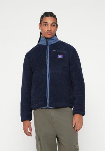 Флисовая куртка