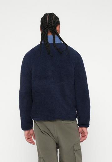 Флисовая куртка