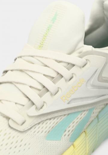 Тренировочные кроссовки