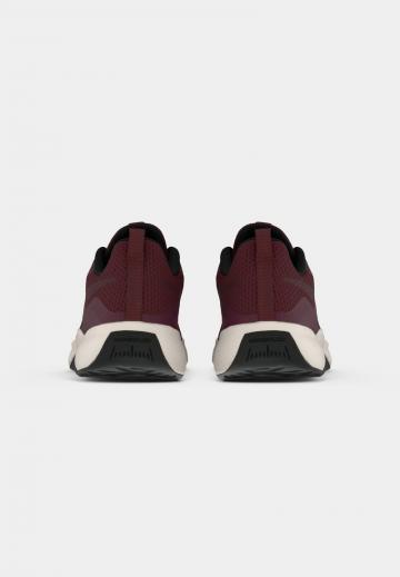 Тренировочные кроссовки