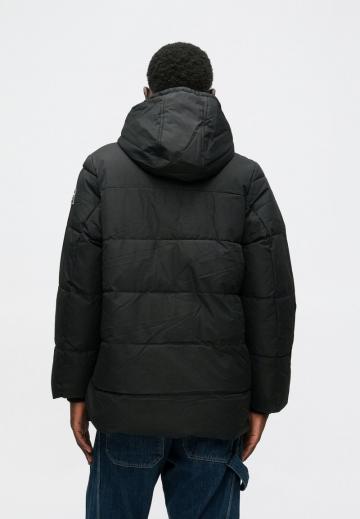 Зимняя куртка