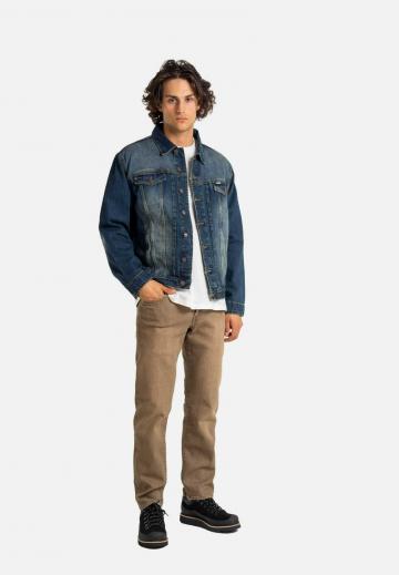 Джинсовая куртка