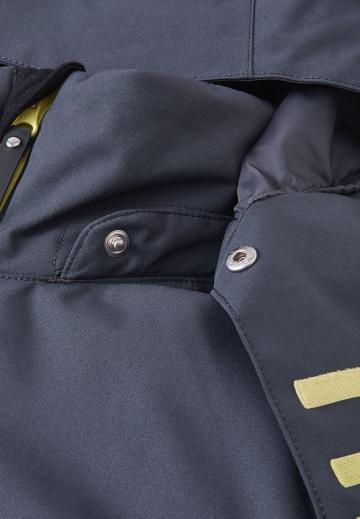 Спортивная куртка