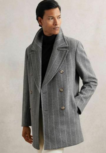 Короткое пальто