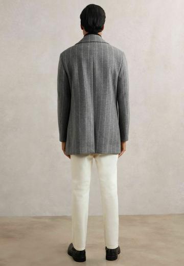 Короткое пальто