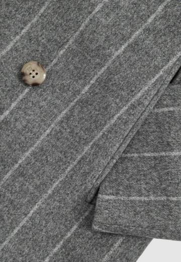 Короткое пальто