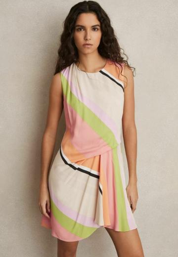 Короткое платье