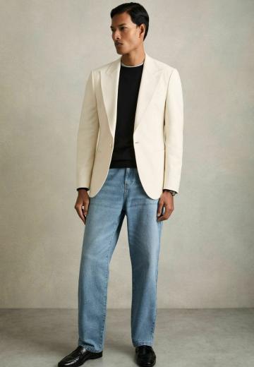 Прямые джинсы