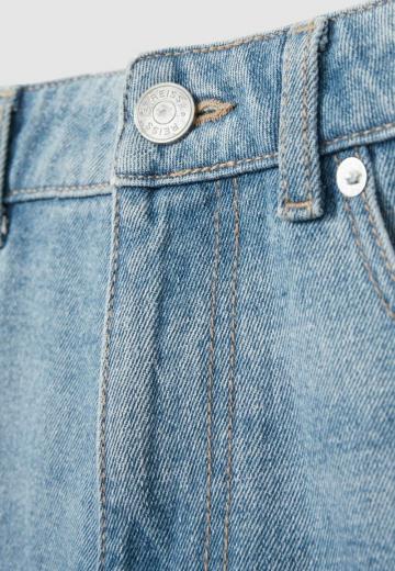 Прямые джинсы