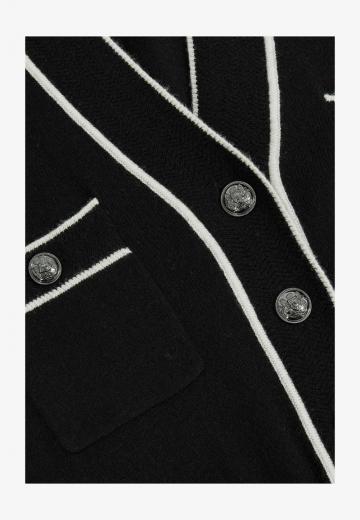 Вязаное платье