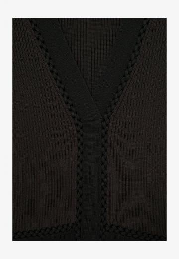 Вязаное платье