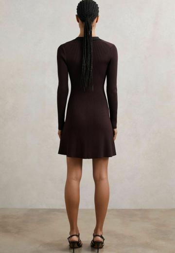 Вязаное платье