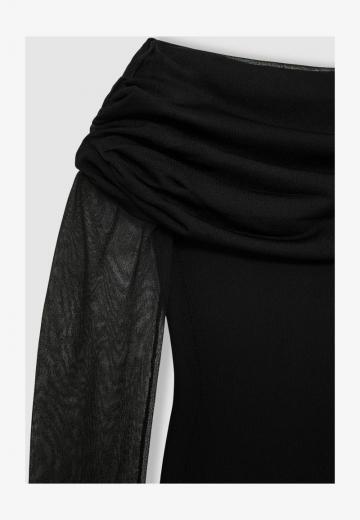 Вязаное платье