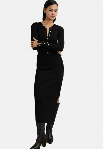 Платье футляр