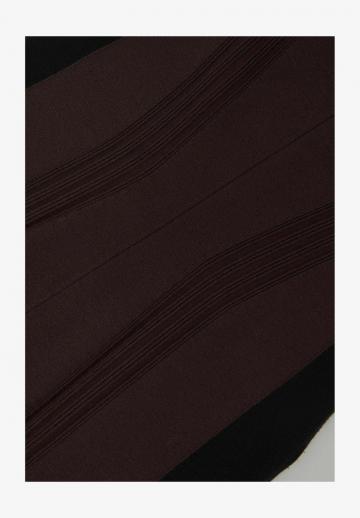 Вязаное платье