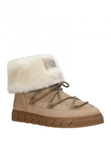 Зимние ботинки