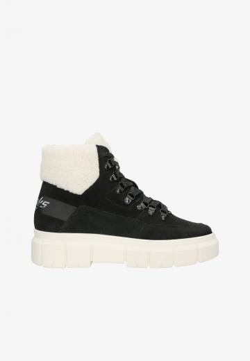 Зимние ботинки