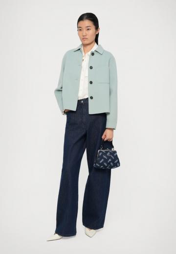 Джинсы бойфренда