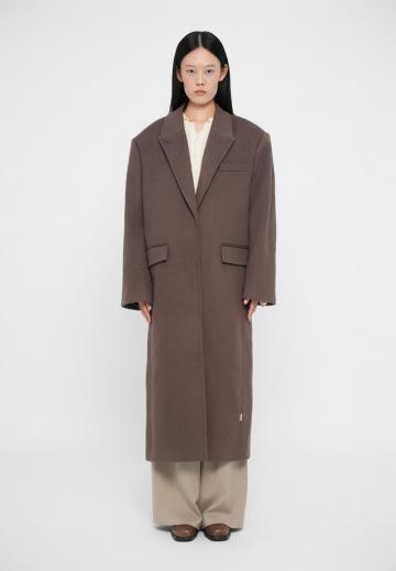 Шерстяное пальто